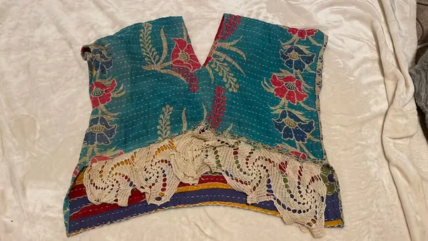 Reversible Kantha Top Multiple - Image 3