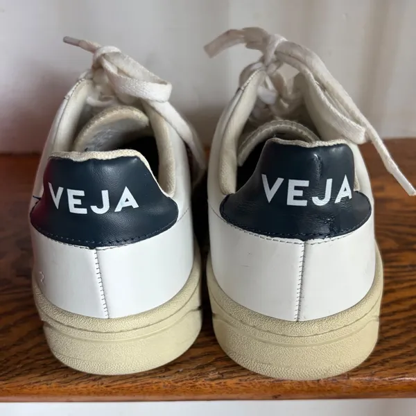Veja V-12 Leather Sneakers White Marsala Cypris Burgundy Navy Womens 9 EU 40 - Image 4