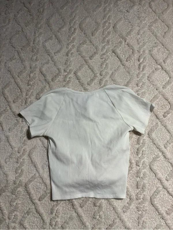 Francesca’s size medium top NWT - Image 3