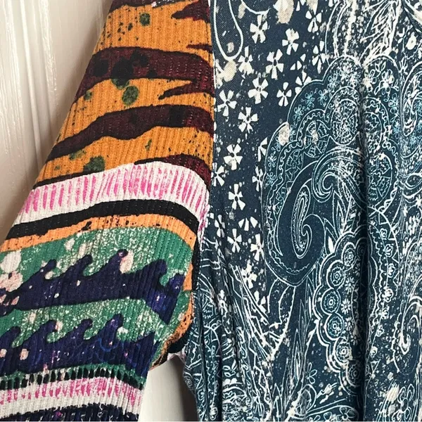 Free People Movement Sz L Mix Print Hooded Swing Top Cropped Long Sleeves - Image 5