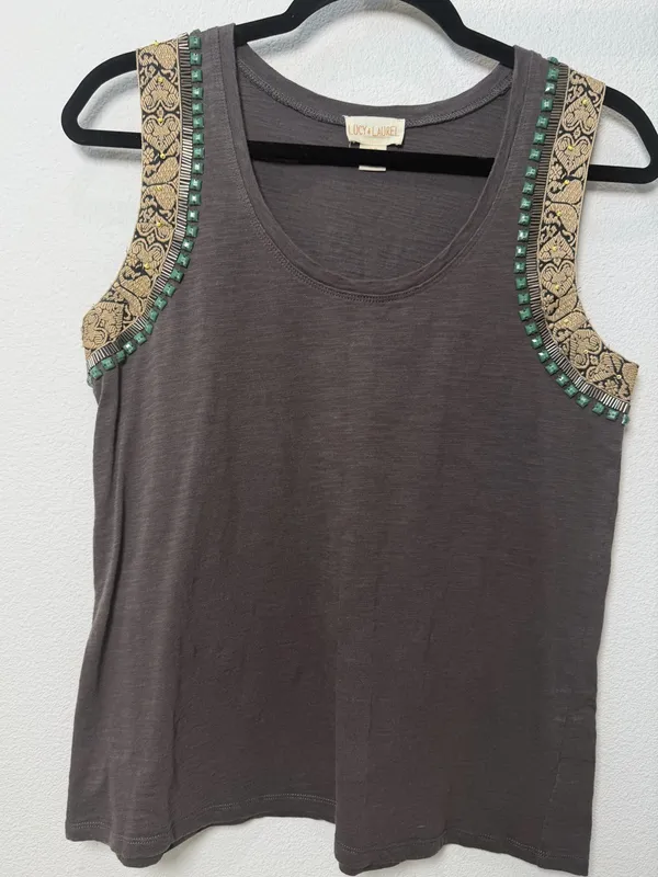 Lucy & Laurel Embellished Boho Chic Tank Top Size M - Image 6