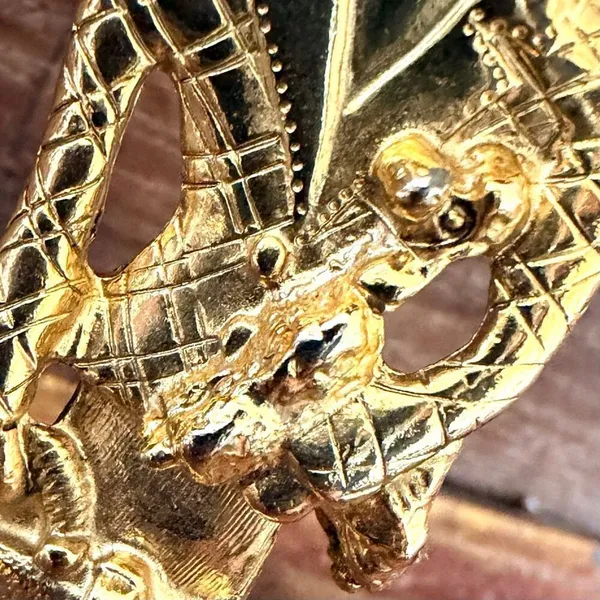 Figural Traveler Brooch Gold Tone - Image 5