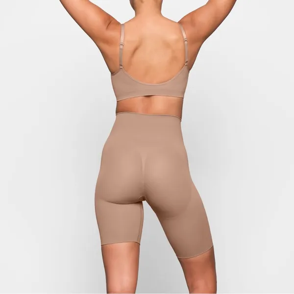 SKIMS SEAMLESS SCULPT BUTT LIFTING SHORT size S‎ Sienna - Image 2