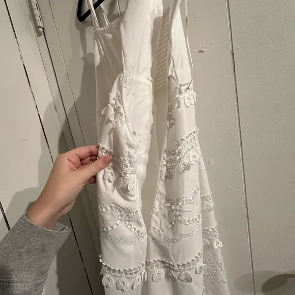 Anthropologie White Lace HEART Dress broken zipper - Image 3