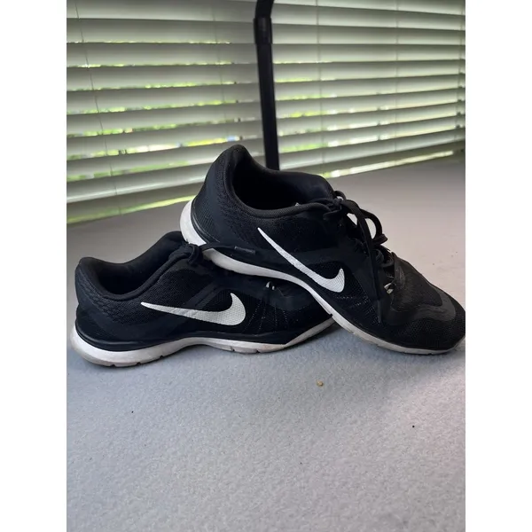 NIKE Flex Trainer 6 Model Womens Low Top Art 831217-001 Black & White Size 8.5‎ - Image 2