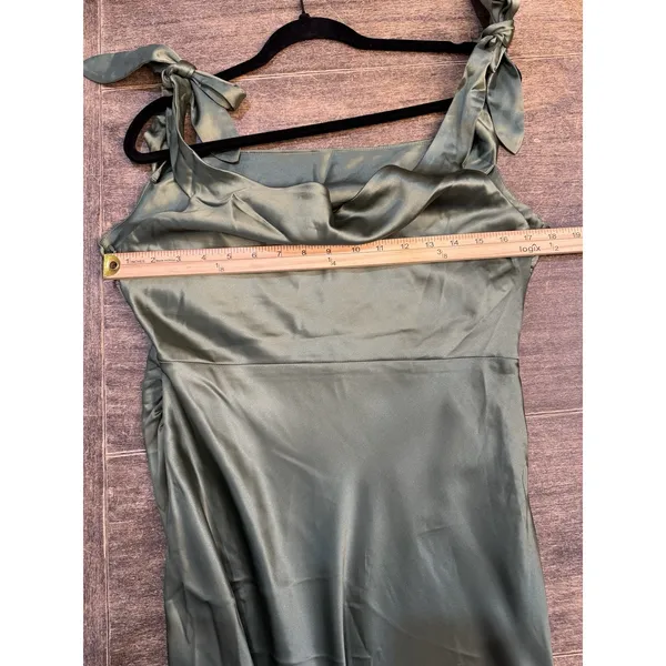 Petal & Pup Selma Off Shoulder Maxi Dress Olive Gown Satin Bows Size XL - Image 11