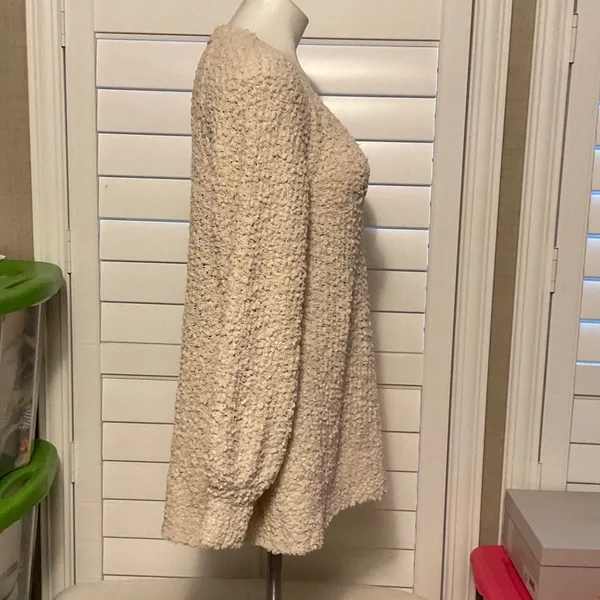 Cozy Cream V-Neck Sweater - Image 2