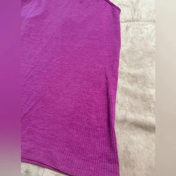 Lululemon Seamlessly Covered Tank Women’s Size 10 Purple Active Running Workout - Image 6