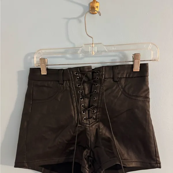 trendy y2k lace up faux leather micro mini shorts size S - Image 2