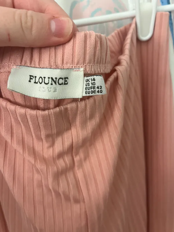 Flounce Club Yoga Pants Pink Size 10 - Image 2