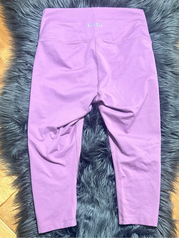 Nobull Womens 7/8 High Rise Matte Leggings Orchid Purple' Capris Size Medium - Image 3