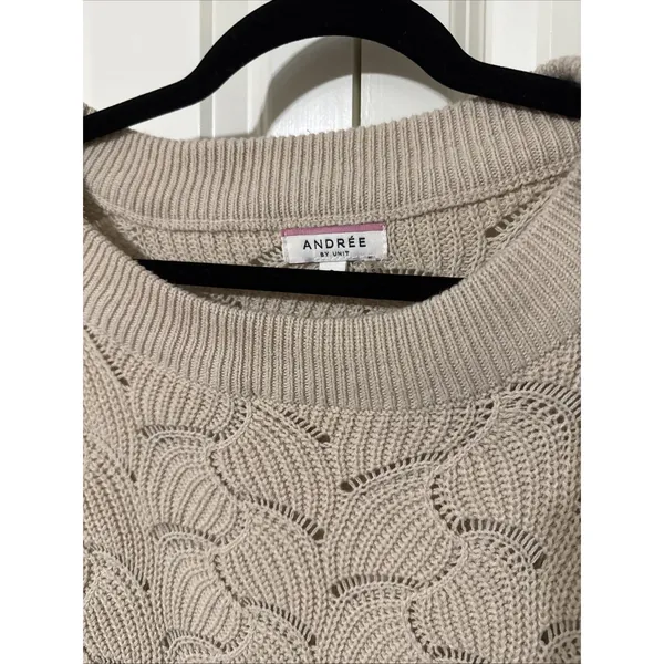 Women's Andree By Unit Scalloped Detail Knit Sweater Beige Sz Small - Image 2