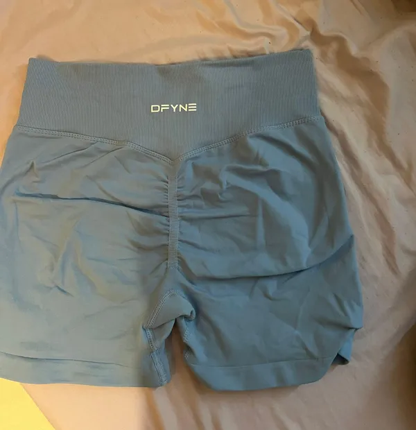 Dfyne dynamic shorts 4.5’ - Image 3