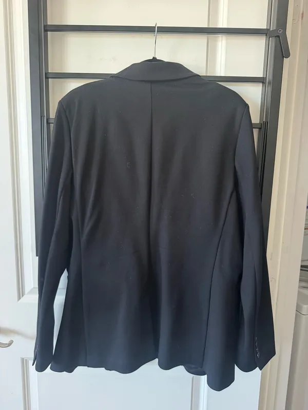 Banana Republic Black Blazer - Image 4