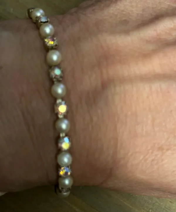 Vintage AB Crystals And Pearls Tennis Bracelet - Image 3