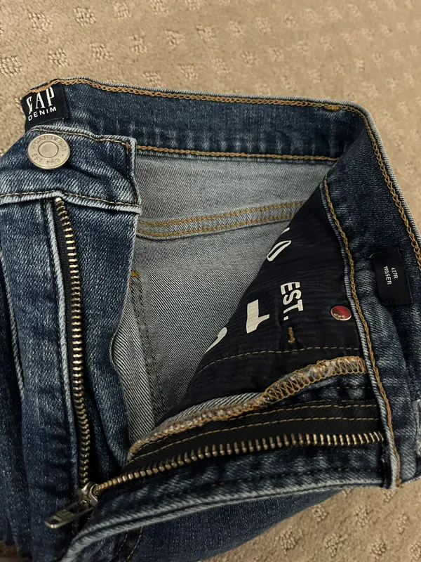 Gap Jeans - Image 7