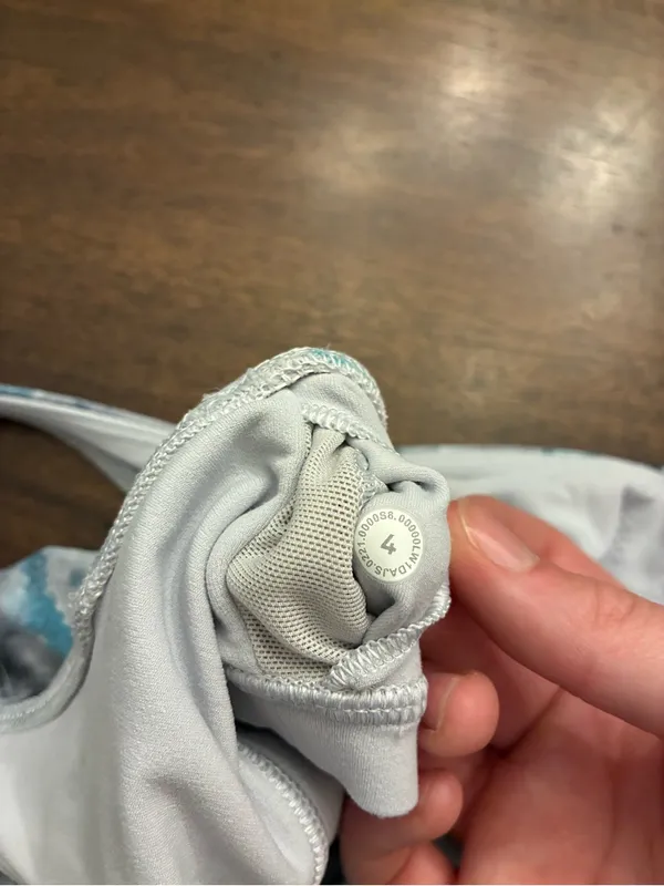 Lululemon Align Tank Top Size 4 Kaleidofloral Multi Gray Blue Bra - Image 3