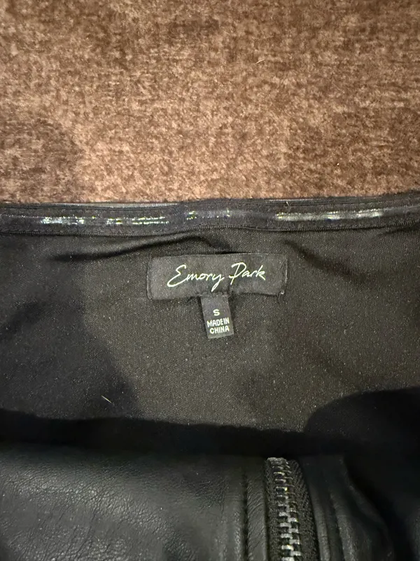 Leather Top Black - Image 3