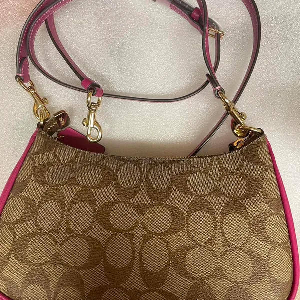 Coach Khaki Cerise Teri Shoulder Bag - Image 6