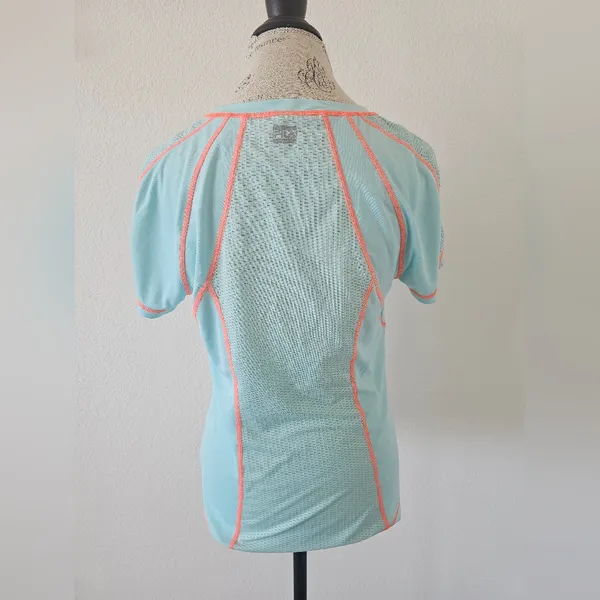 Fila Sport Running Women’s Performance Tee – Mint Green & Coral Orange – Size L - Image 3