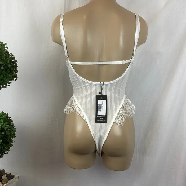 White Sheer Striped Lace Sleeveless Bodysuit From I Saw It First NEW S - Image 3