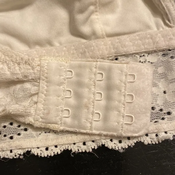 Wacoal Cream Lace Bralette Size 34 - Image 8