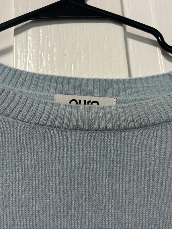 Pura Cashmere 100% Cashmere Icy Light Blue Crewneck Sweater Women’s XS - Image 6