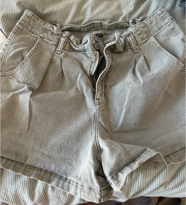American Eagle Shorts - Image 2