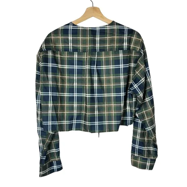 Boutique Green & Blue Plaid Tie Front Crop Long Sleeve Top‎ M - Image 3