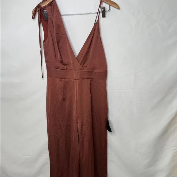 NWT LuLu’s Look off luxe rusty rose satin asymmetrical wide leg jumpsuit S - Image 3