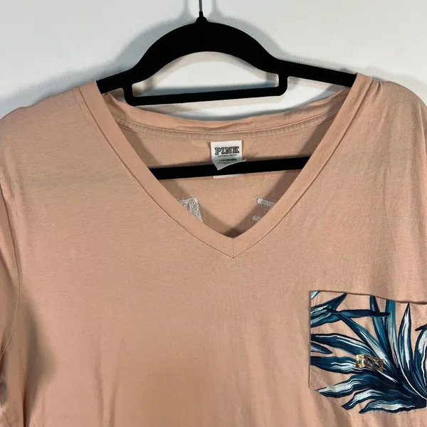Victoria's Secret PINK V-Neck Pocket T-Shirt Peach Tropical Sequin‎ Back Large - Image 2