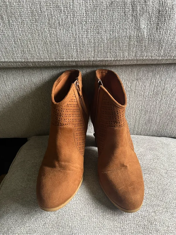 Women's Suede Ankle Booties in Tan with Side Zip - Image 2