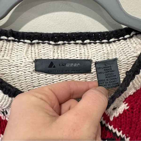 American Vintage Vintage‎ Midsummer Scandinavian Aztec Lizwear Size Large Hand Knit Sweater - Image 2