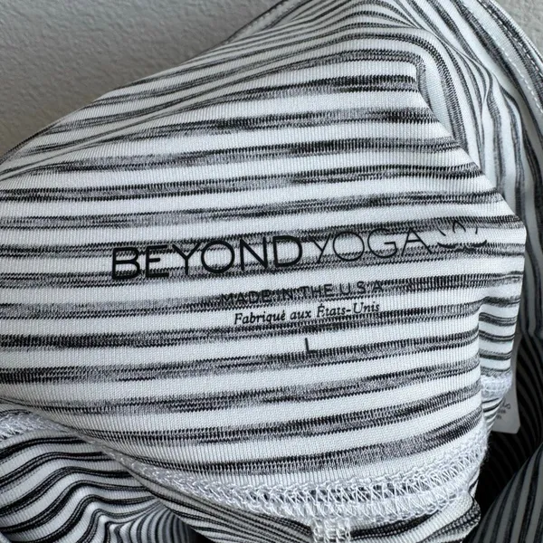 Beyond Yoga Leggings Womens Size Large Black White Stripe Full Length - Image 6
