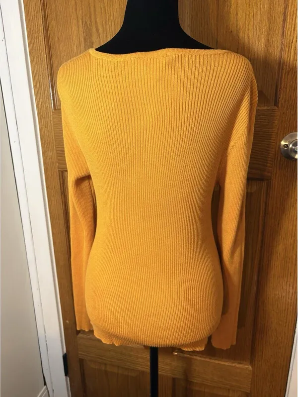 No Boundaries Mustard Yellow Ribbed Twist Front Sweater Women’s XL XG Top - Image 4