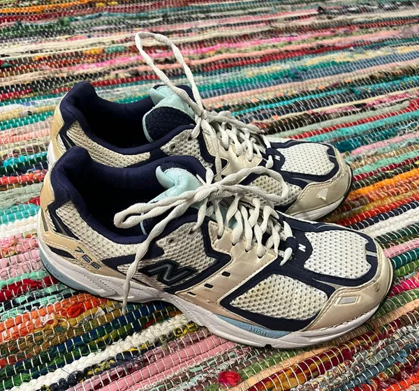 Vintage  Sneakers - Image 8