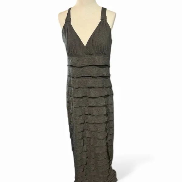 Max studio tiered dress gray women’s size L long - Image 3