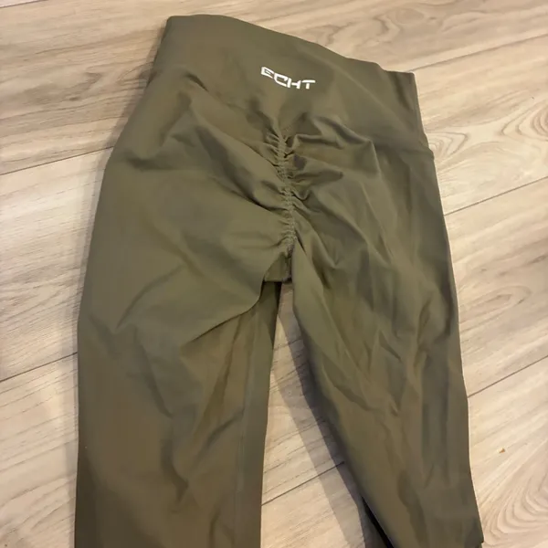 Echt Olive Green Ruched Booty Workout‎ Leggings Size M - Image 4