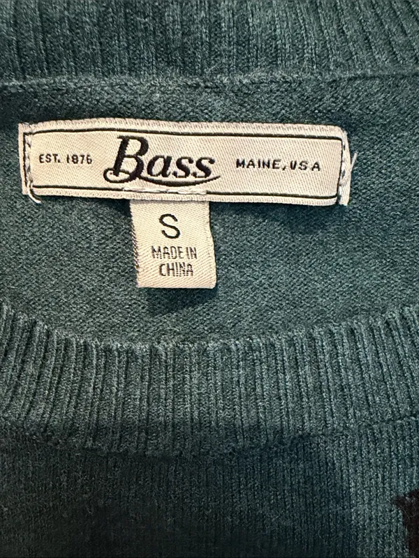 BASS green rabbit sweater - Image 5