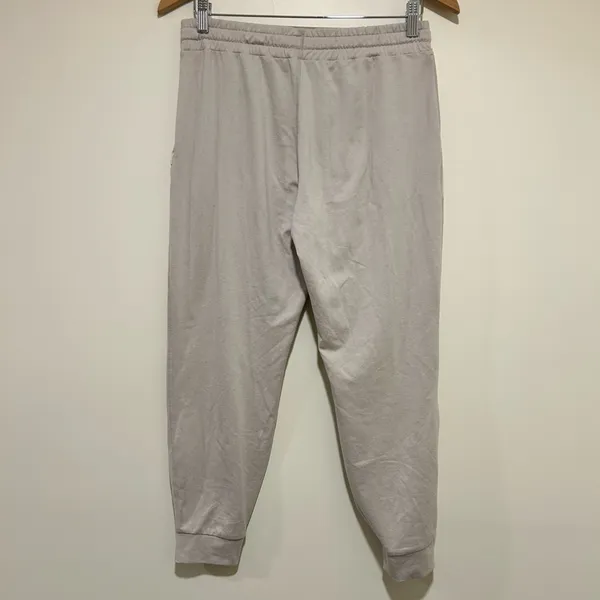 Vuori Women's Performance Jogger Light Mauve Size Small - Image 4
