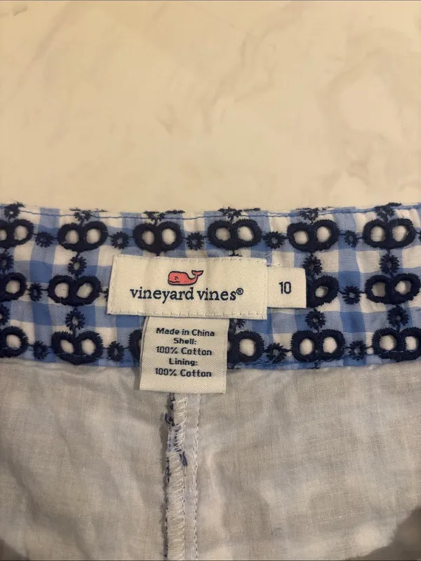 Vineyard Vines Blue Eyelet Gingham Patterned Women's Shorts - Image 2