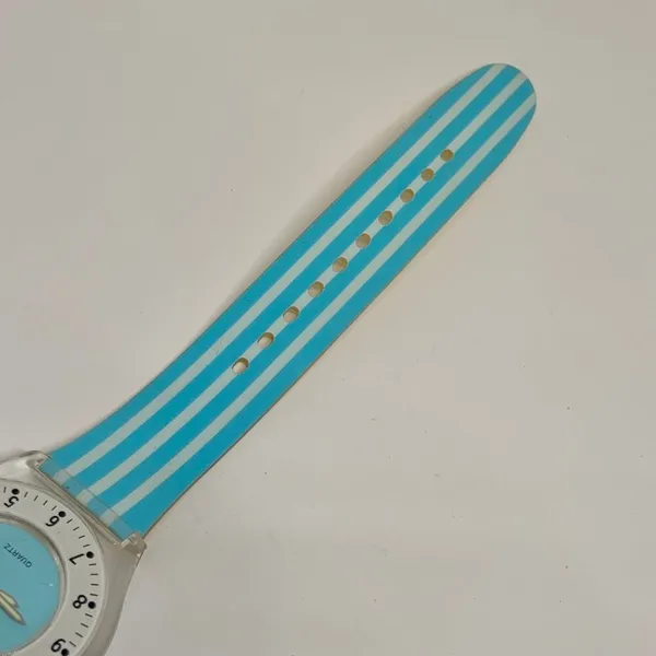 Passion women’s watch Quartz analog 34mm plastic case blue white color WR runs - Image 3