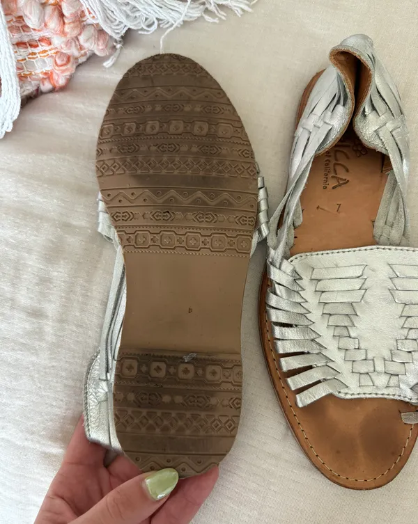 Sbicca Silver Sandals - Image 3