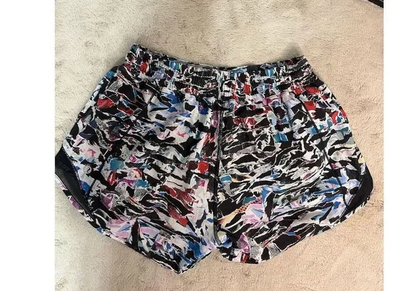 Lululemon Women's Hotty Hot Short II Size 6 Multicolor Running Shorts - Image 4