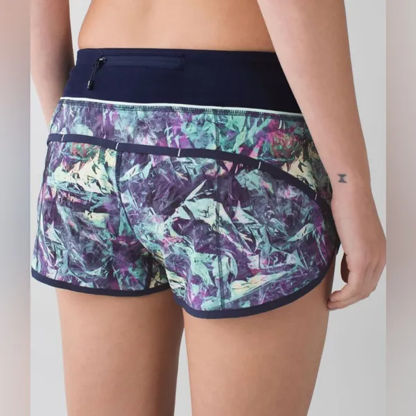 Lululemon Run: Speed Short Stretch Iridescent Multi / Deep Navy Women’s Size 6 - Image 7