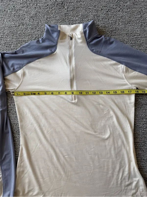 Columbia Women's Long Sleeve Omni-Wick Quarter-Zip Shirt Cream and Gray‎ Size M - Image 7