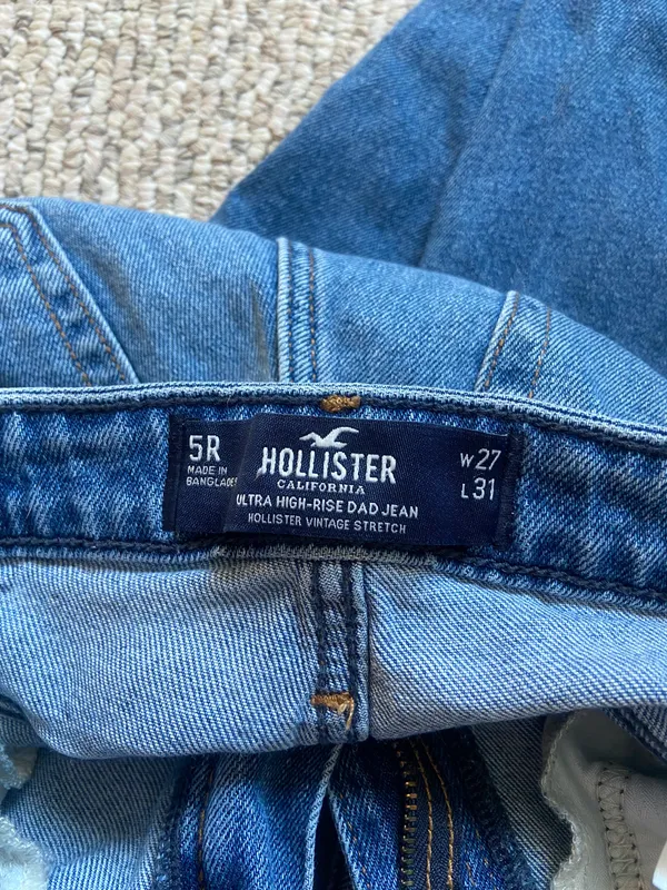 Hollister Dad Jeans - Image 4