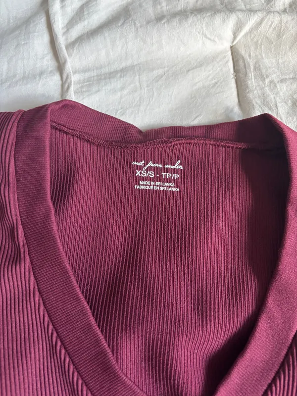 Maroon Urban Outfitters Cropped Long Sleeve - Image 3
