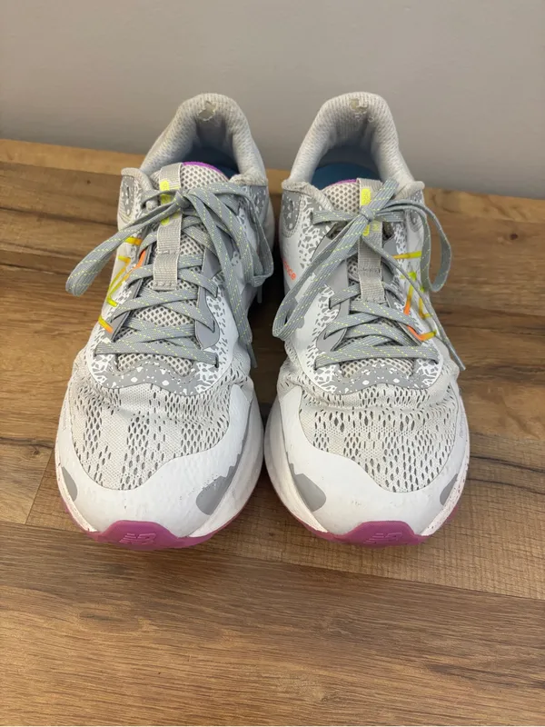 New Balance DynaSoft Nitrel V5 Quartz Grey Cosmic Rose Trail Running Shoes - Image 5