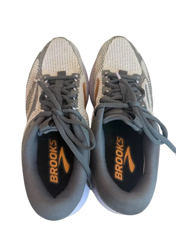 Brooks Grey Knit Running Shoes Sneakers Revel 7 Athletic Lace Size 8 Women's - Image 5